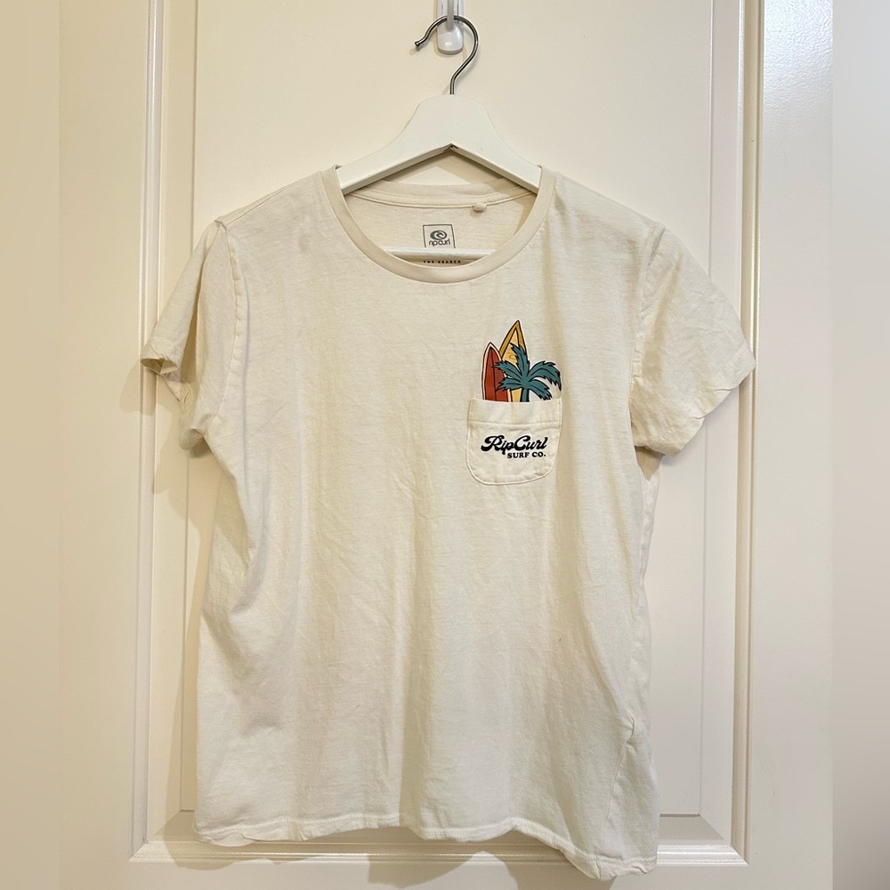 Ripcurl cream lightweight tee. S